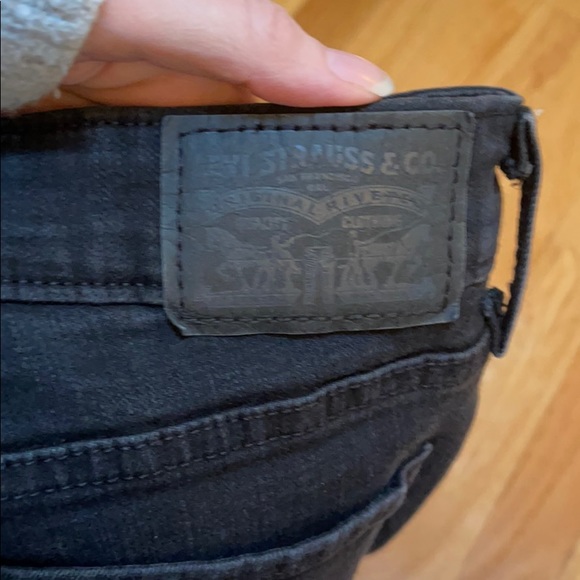 Levi’s 711 Skinny Jeans - Picture 6 of 12